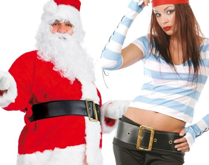 Cinturón Negro Hebilla Metálica dorada