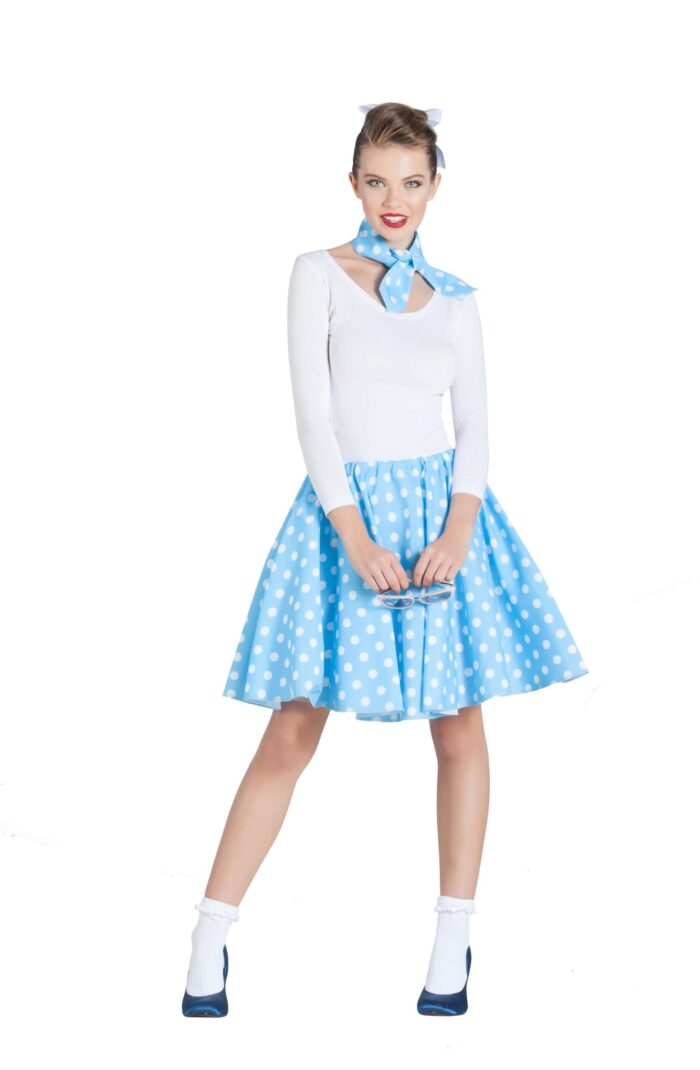 Falda Azul con Enagua y Pañuelo