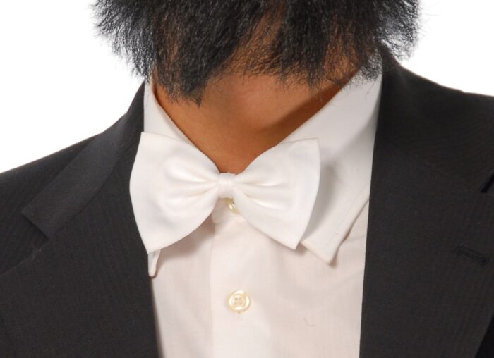 Pajarita Blanca 11 cm.