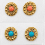 Pendientes de clip dorados con piedra