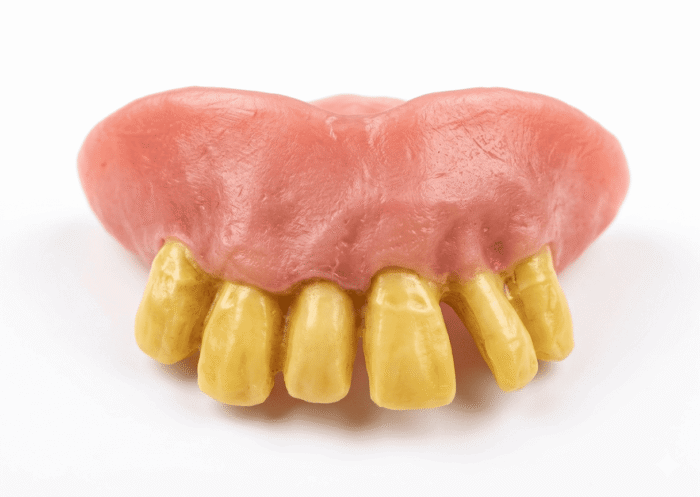 Dentadura de monstruo para halloween